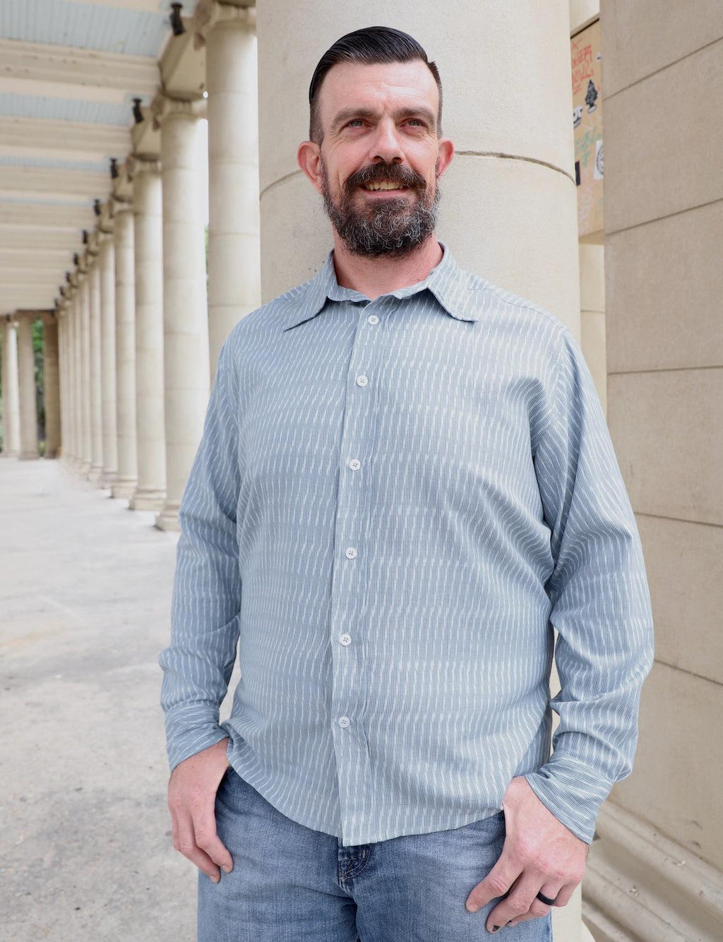 Bleu Men's Button Down Shirt